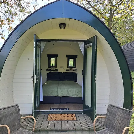 Uit De Kunst Peer 3* Bingelrade