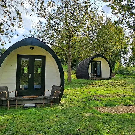 Alojamento de Acomodação e Pequeno-almoço Uit De Kunst Peer 3*