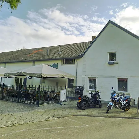 Uit De Kunst Peer 3*