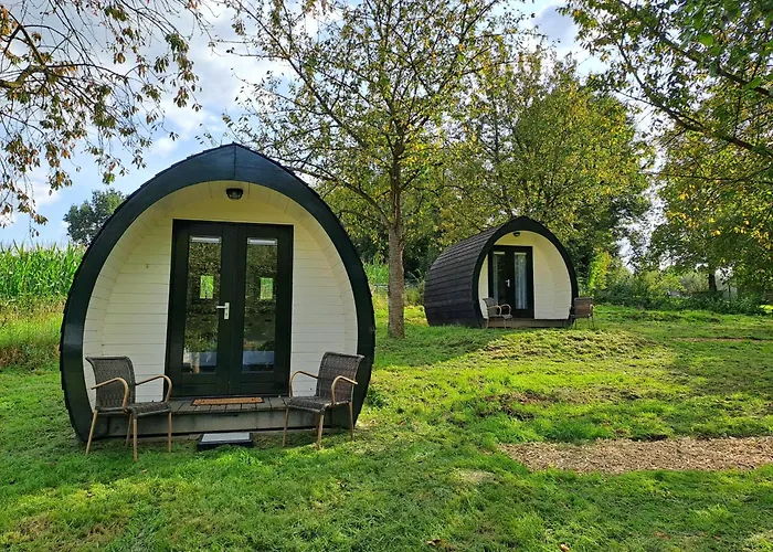 Oda ve Kahvaltı Uit De Kunst Peer 3*